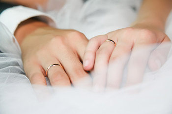 Обмен свадебными кольцами